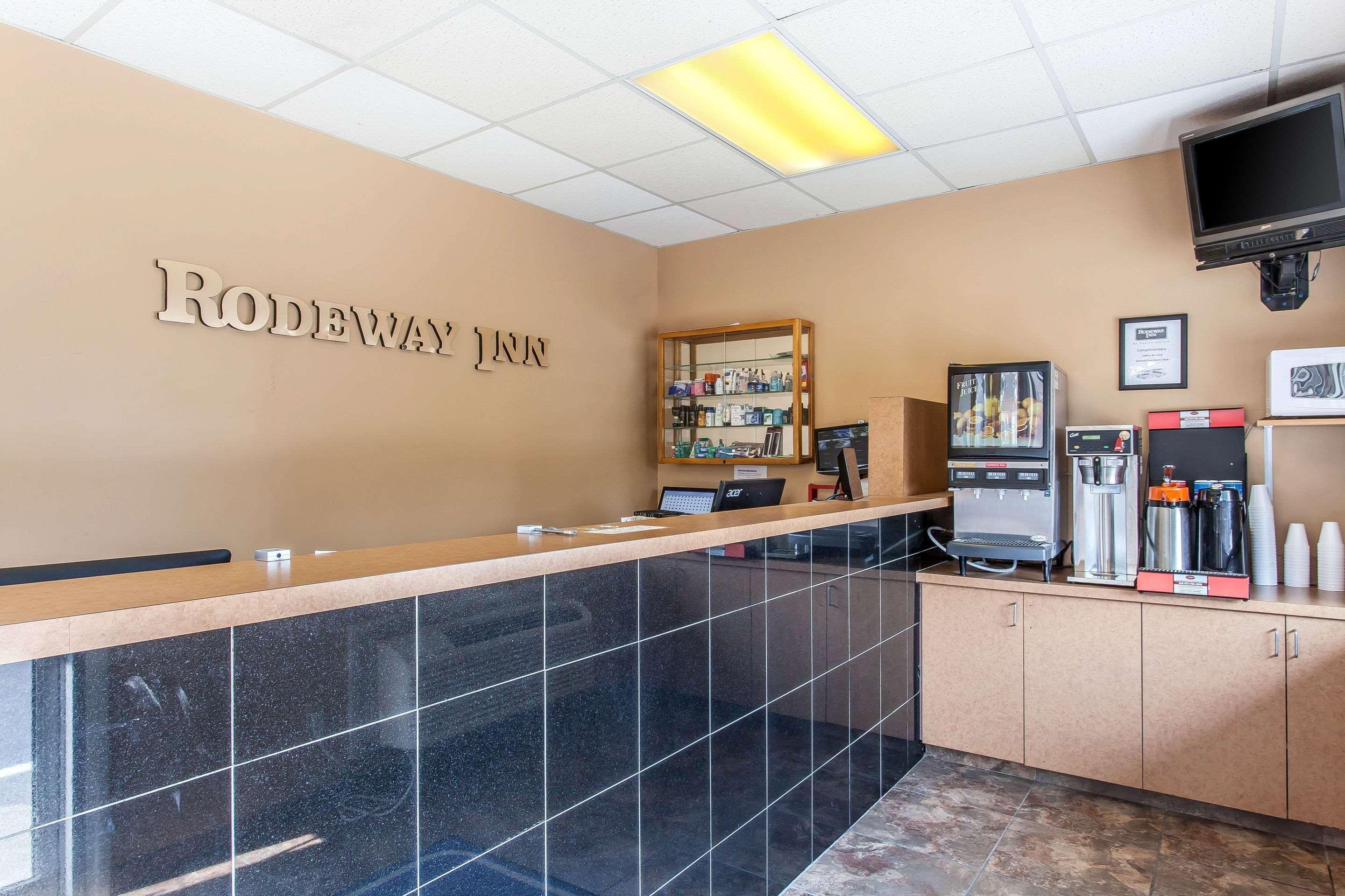 Rodeway Inn North Sandusky Buitenkant foto