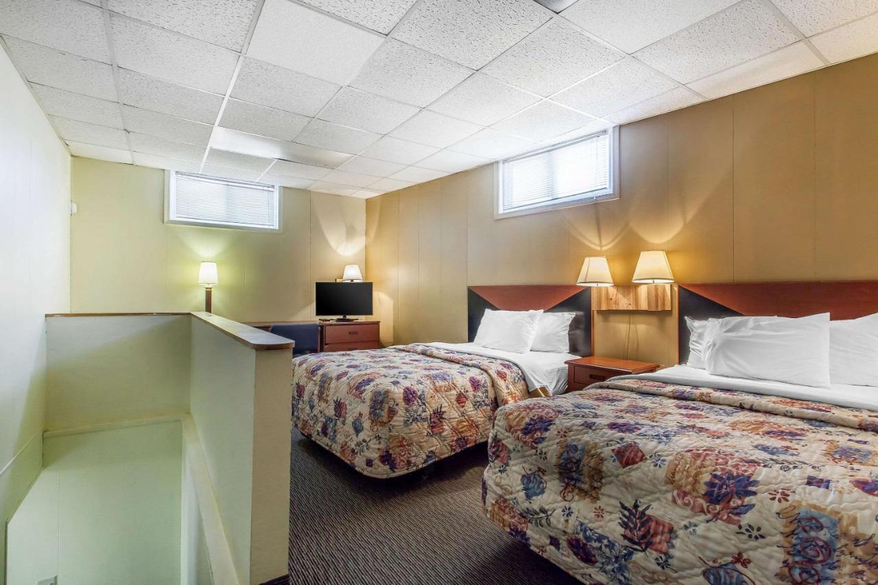 Rodeway Inn North Sandusky Buitenkant foto